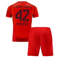 Bayern Munich Jamal Musiala #42 Hemmatröja Barn 2024-25 Kortärmad (+ Korta byxor)